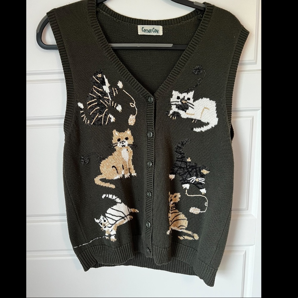 Cottage Cove Cat-Print Knit Sweater Vest